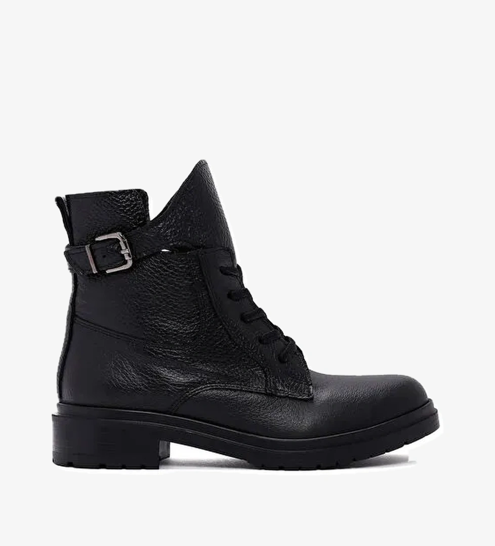 Kadın Siyah Fermuarlı Toka Detaylı Deri Casual Bot 24WFD2905FT - Görsel 1
