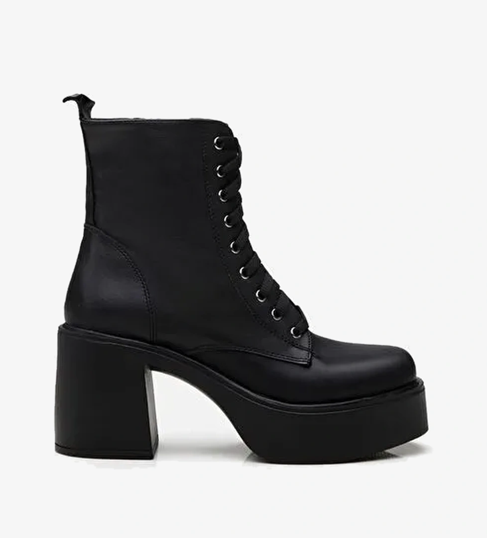 Siyah Kadın Topuklu Bot - Görsel 1