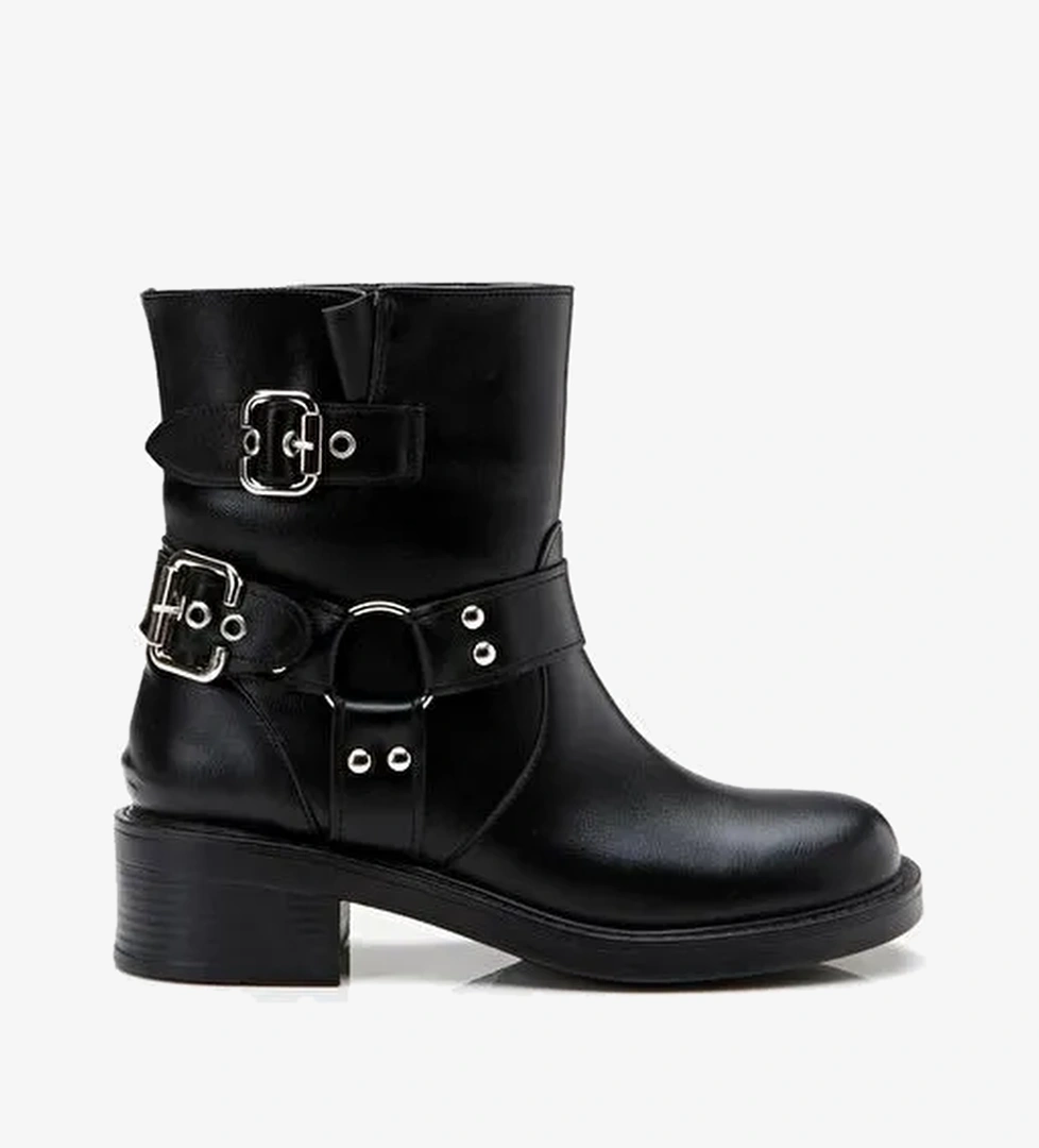 Siyah Kadın Tokalı Düz Bot - Görsel 1