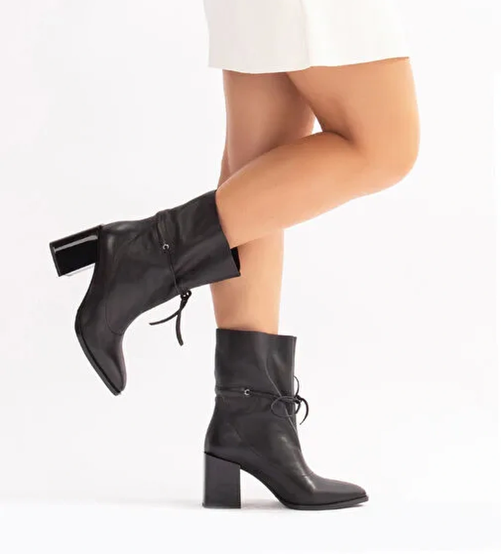 Raisa Gerçek Deri Bağcıklı Kadın Topuklu Bot Siyah Deri - Görsel 1
