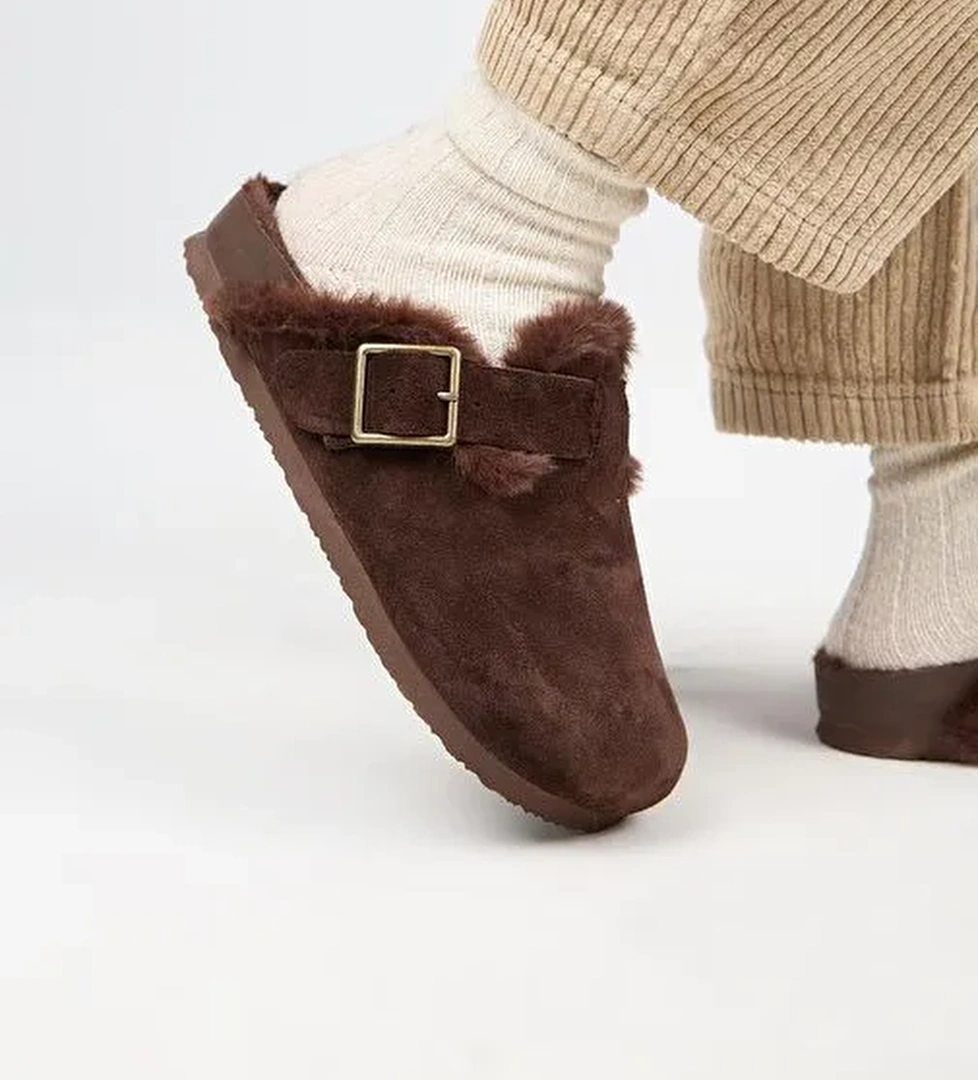 Manijero (Zeta 2 Kürklü ) Kadın Hakiki Deri Kemerli Tokalı Sabo Kahve Terlik - Görsel 1