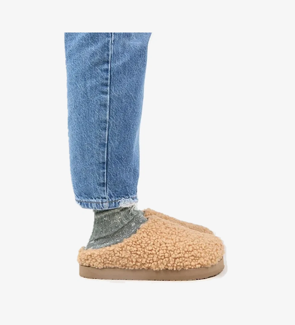 Manijero Karamel Kadın Peluş Terlik MNJ.172.02 - Görsel 1