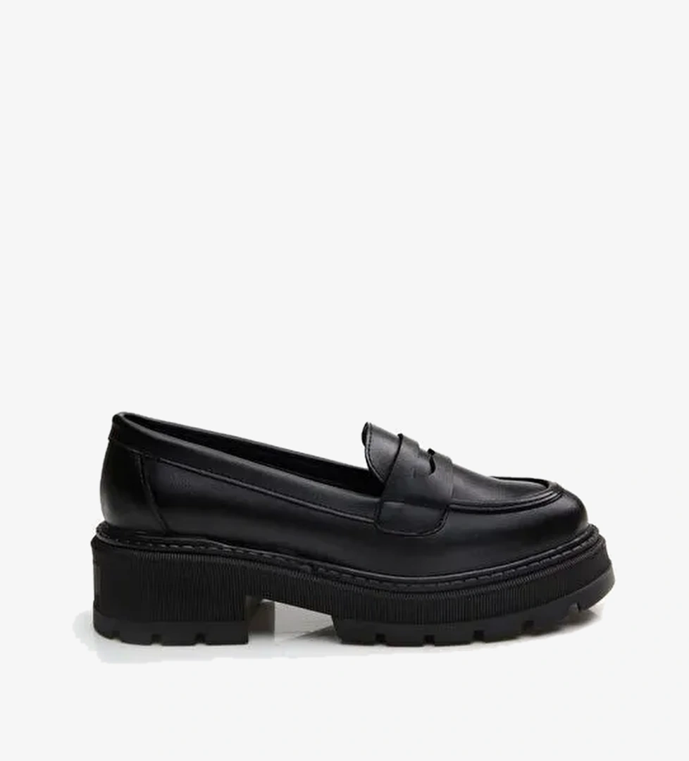 Siyah Kadın Loafer - Görsel 1