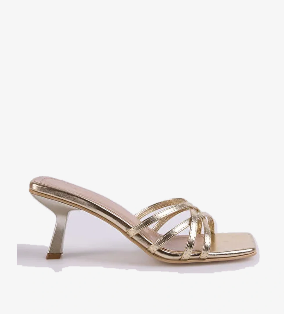 Fabrika Fabrika Altın Kadın Terlik PRISCILLA model görseli
