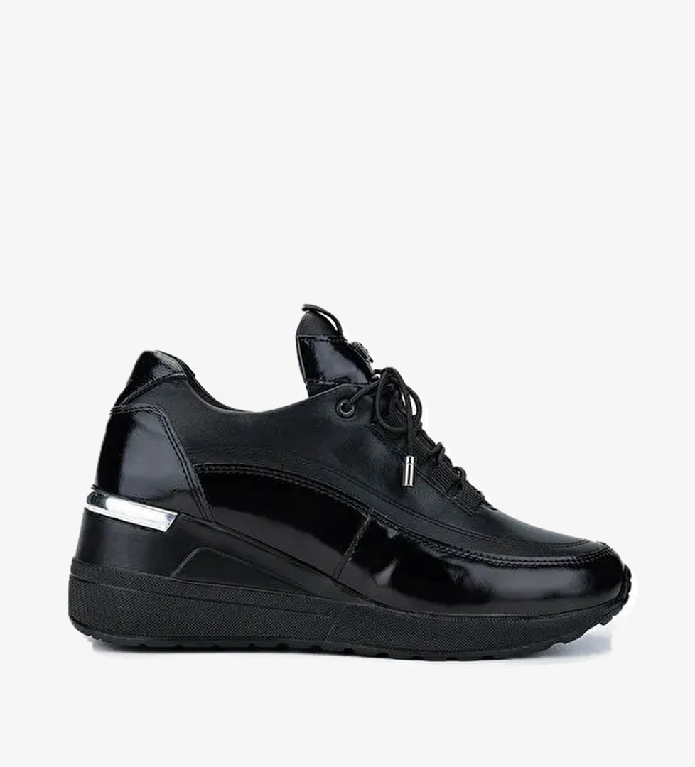 Tamer Tanca Kadın Hakiki Deri Siyah Rugan Casual Ayakkabı - Görsel 1