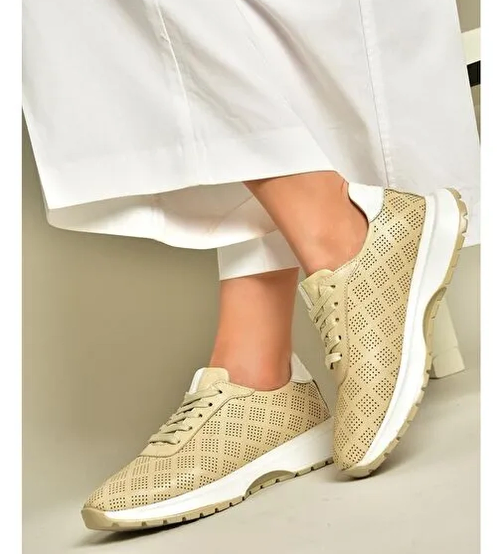 U555025603 Bej Hakiki Deri Kadın Spor Ayakkabı Sneakers - Görsel 1