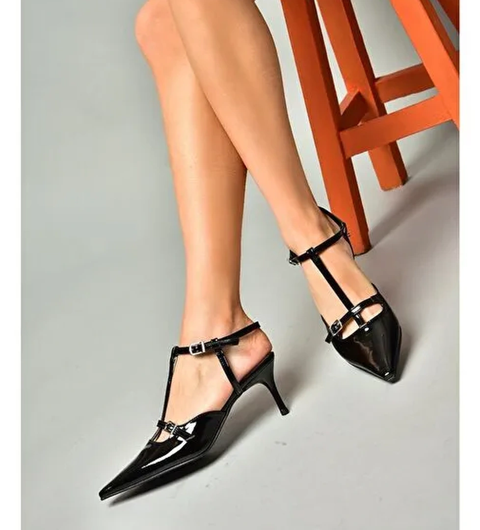 Fox Shoes Siyah Kadın Rugan Topuklu Ayakkabı 12264 - Görsel 1