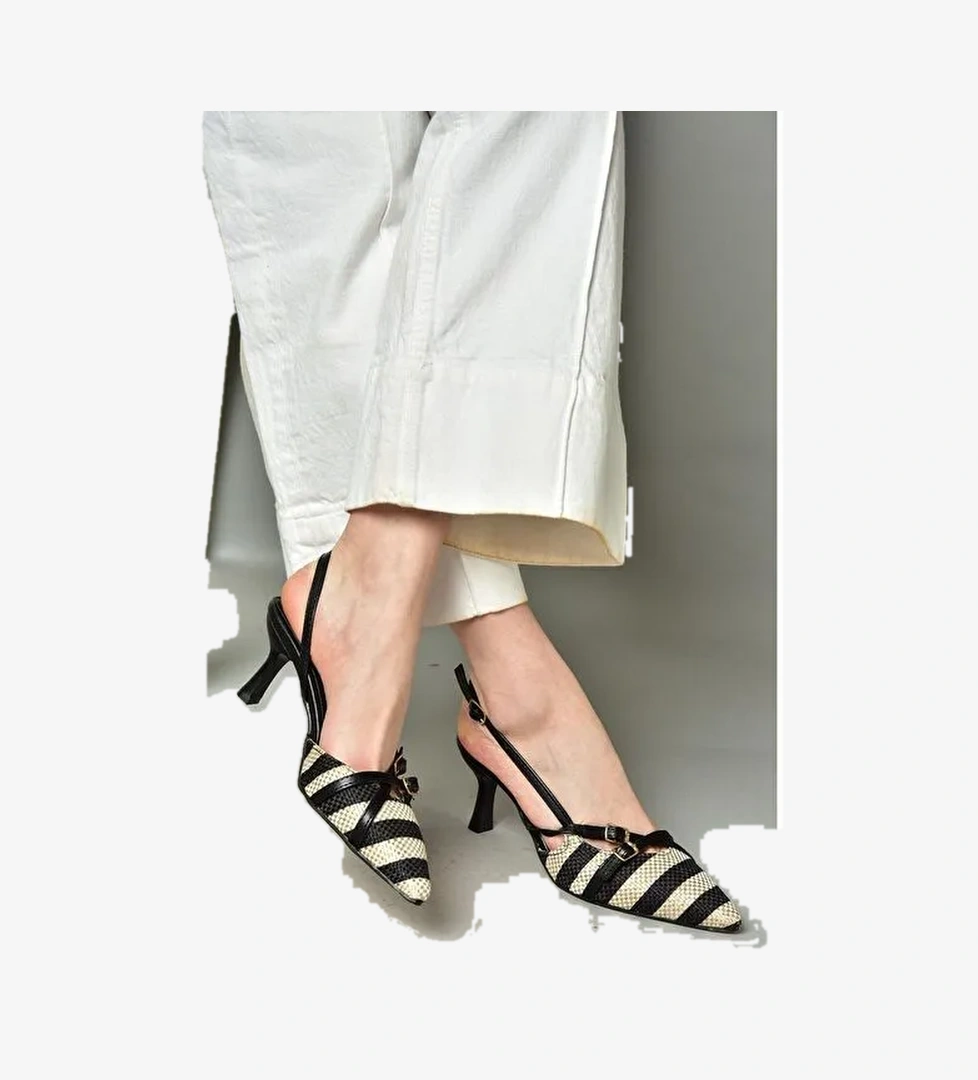 Fox Shoes Siyah-Bej Kadın Topuklu Ayakkabı 12638 - Görsel 1