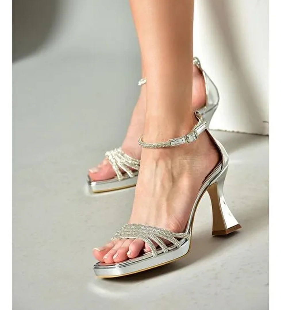 S569314634 Gümüş Ayna Kalın Topuklu Kadın Abiye Ayakkabı - Görsel 1