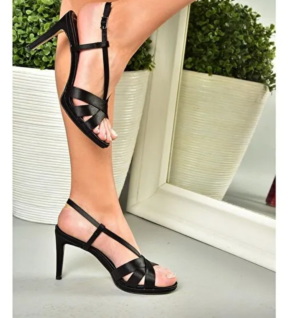 S569714304 Siyah Kumaş İnce Topuklu Kadın Ayakkabı - Görsel 1