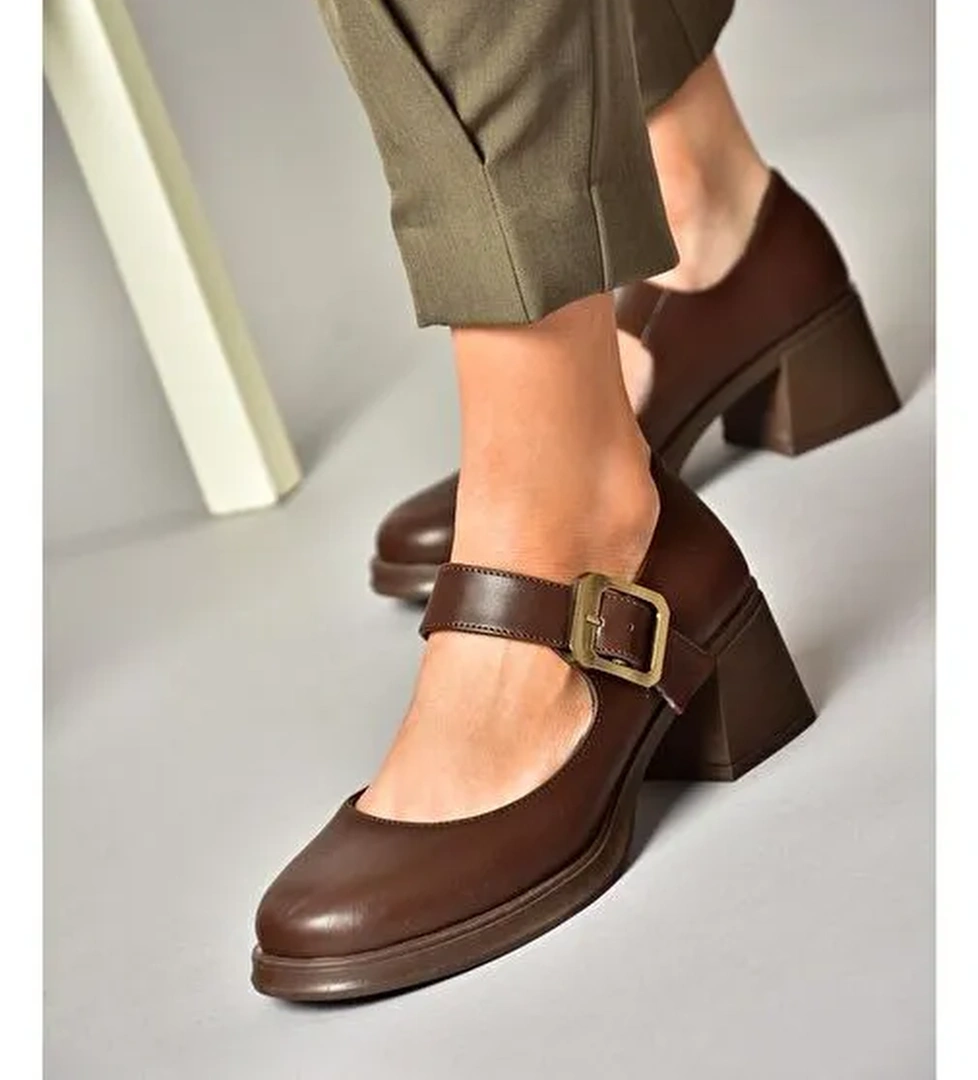 T820236009 Kahverengi Kalın Topuklu Kadın Ayakkabı - Görsel 1