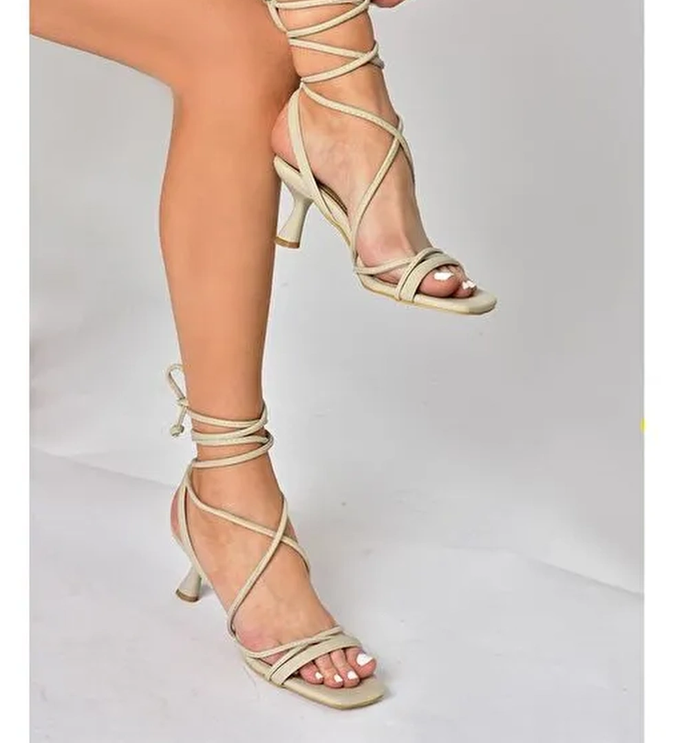Fox Shoes Bej Kadın Topuklu Ayakkabı 10499 - Görsel 1