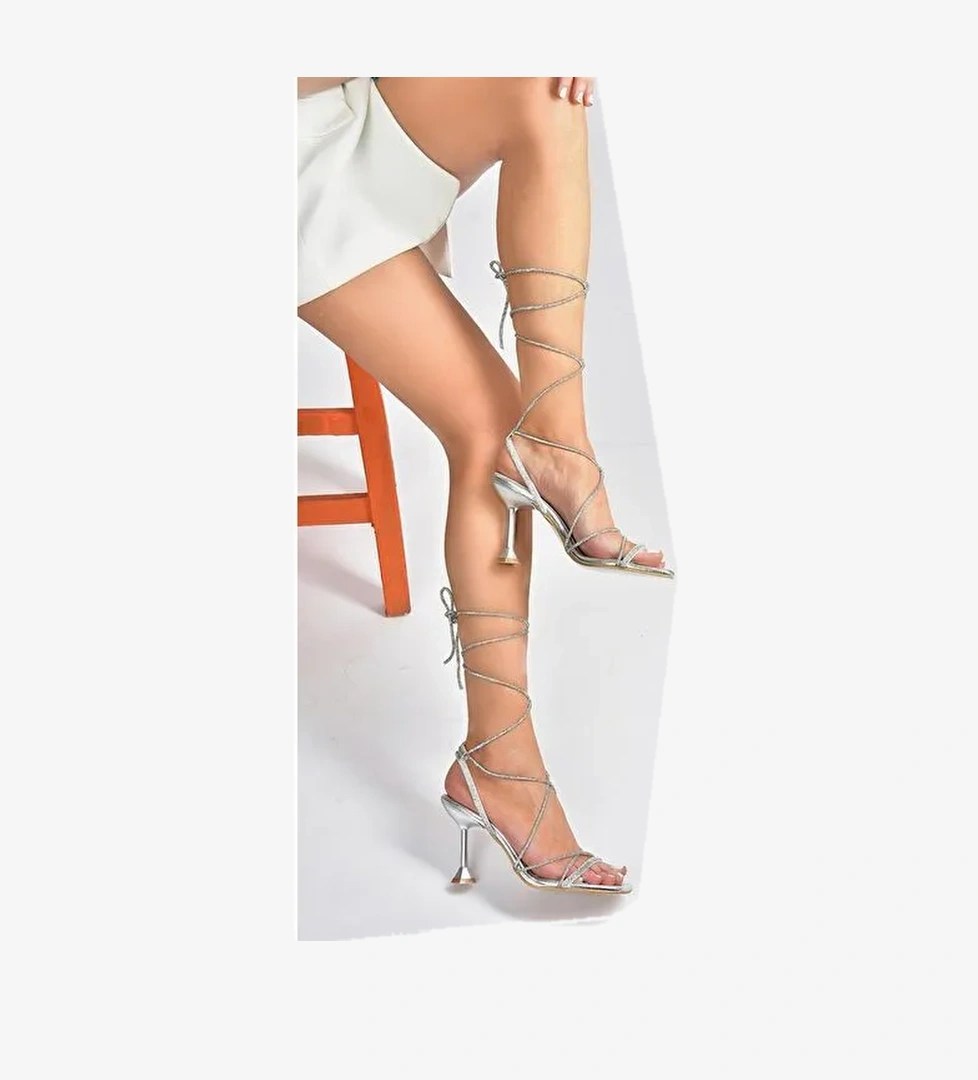 P404031009 Gümüş Taşlı Bilekten Bağlamalı Kadın Abiye Ayakkabı - Görsel 1