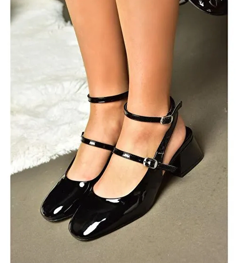 Fox Shoes Siyah Kadın Rugan Topuklu Ayakkabı 11229 - Görsel 1