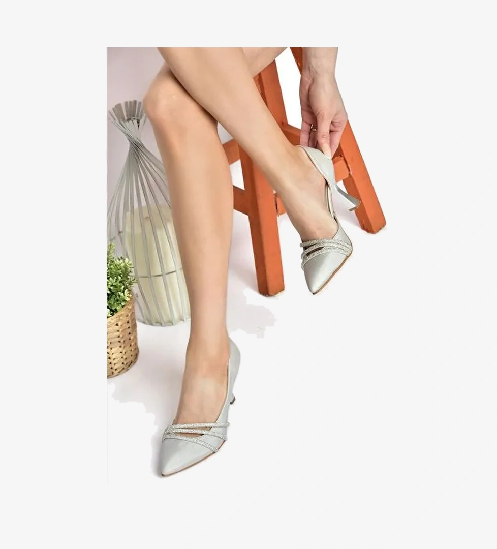 P246068504 Gümüş Kumaş İnce Topuklu Kadın Abiye Ayakkabı - Görsel 1