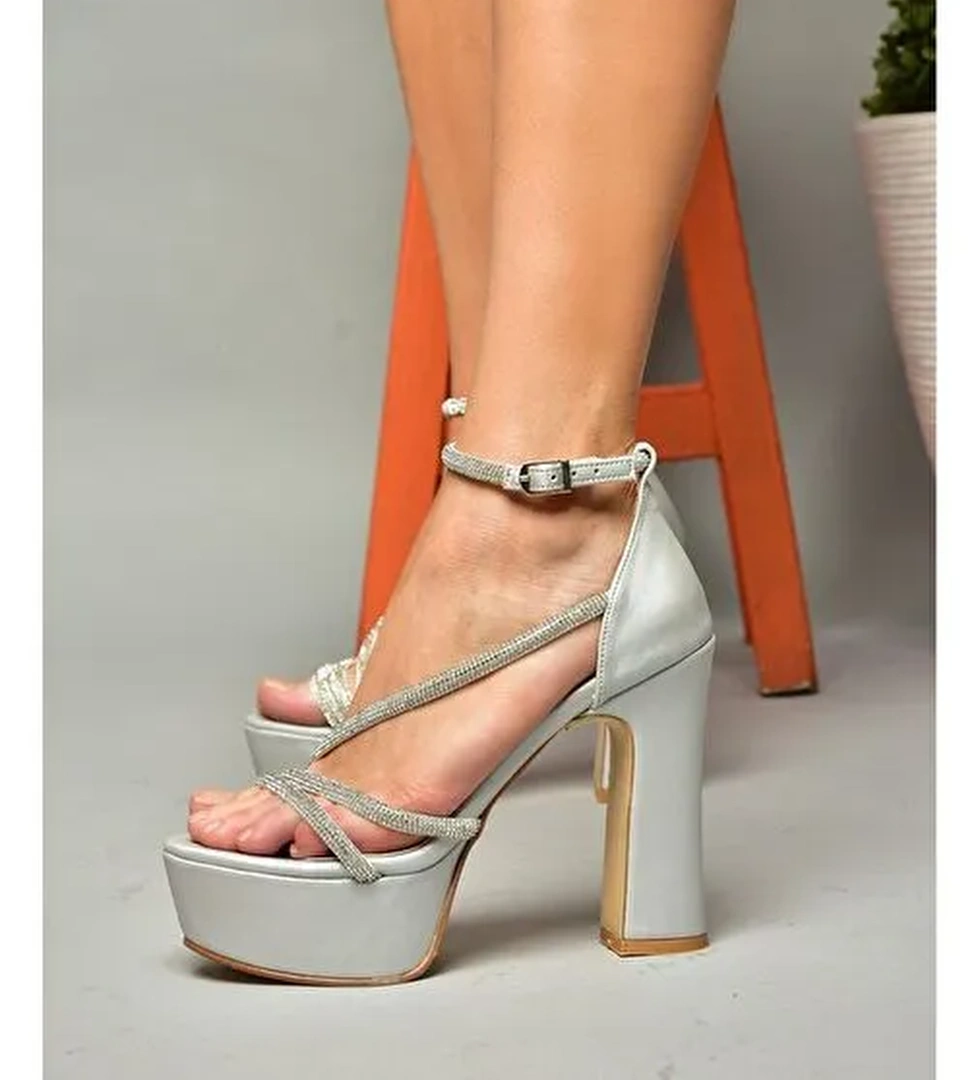 Fox Shoes Gümüş Kadın Kumaş Platform Topuklu Abiye Ayakkabı 12243 - Görsel 1