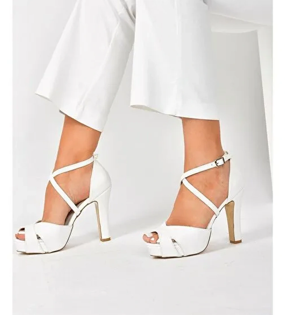 Fox Shoes Beyaz Kadın Topuklu Ayakkabı 8585 - Görsel 1