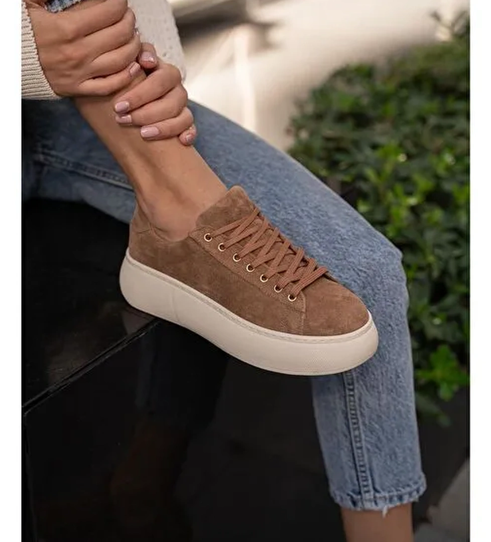 Ece'nin Butiği Kahverengi Kadın Süet Sneaker Finn-71 - Görsel 1