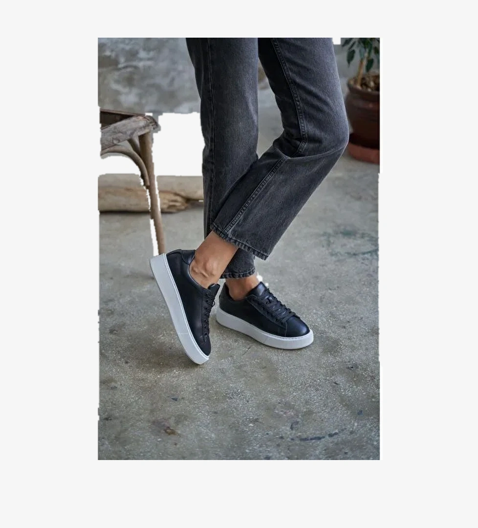 Ece'nin Butiği Siyah Kadın Deri Sneaker Hole-447 - Görsel 1