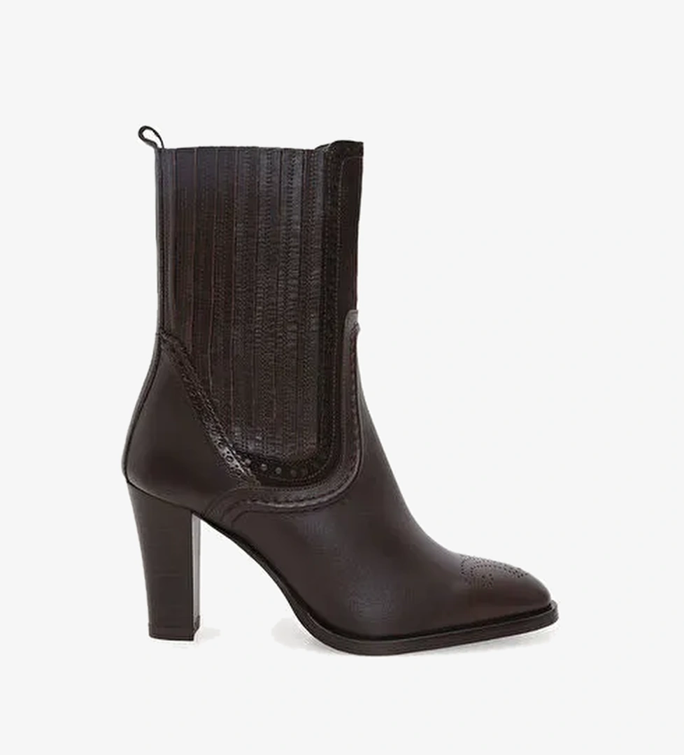 LASTİK DETAYLI YUMUŞAK DERİ TOPUKLU BOT - Görsel 1