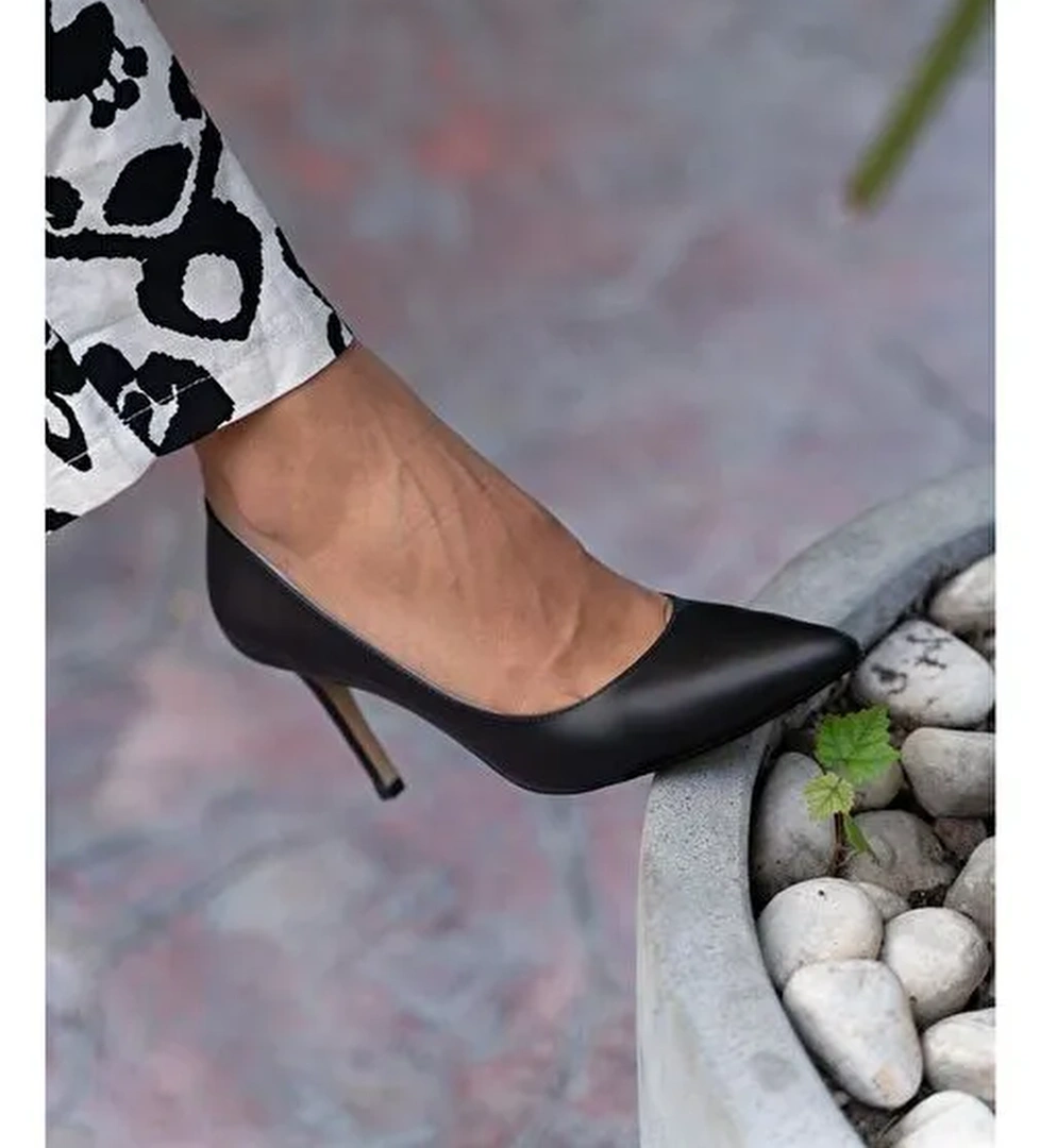 Ece'nin Butiği Ekru Kadın Deri Stiletto Pael-447 - Görsel 1