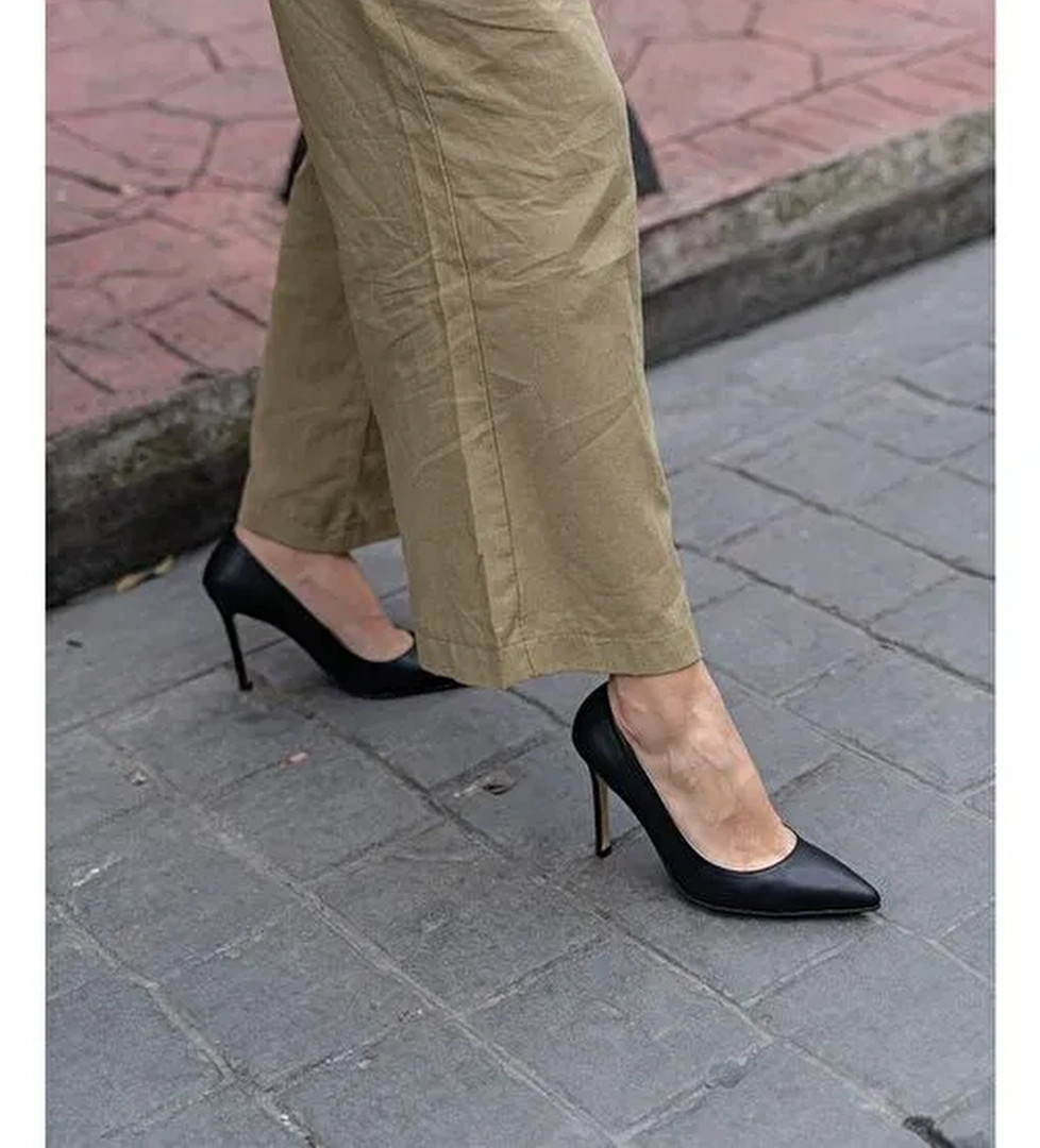 Ece'nin Butiği Siyah Kadın Deri Stiletto Ping-447 - Görsel 1