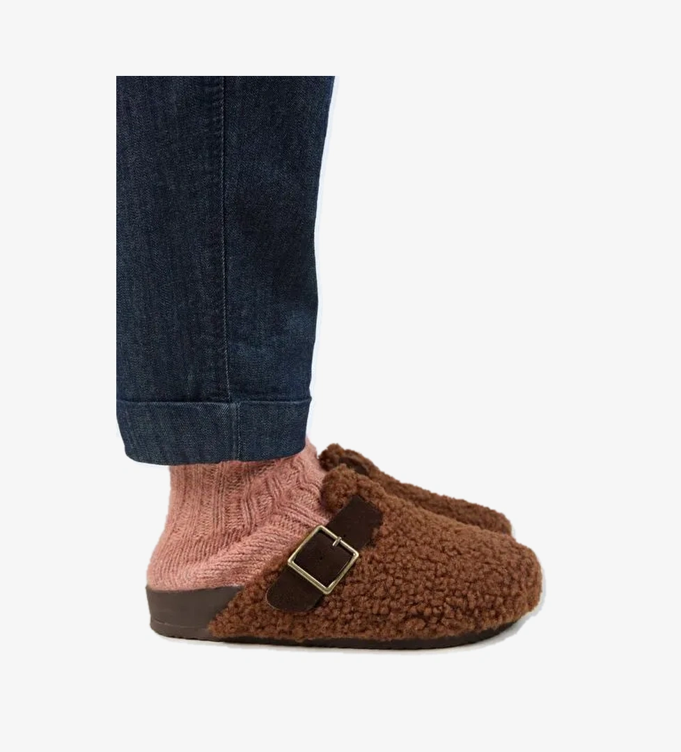 Manijero Kahverengi Kadın Deri Terlik MNJ.101.11 - Görsel 1