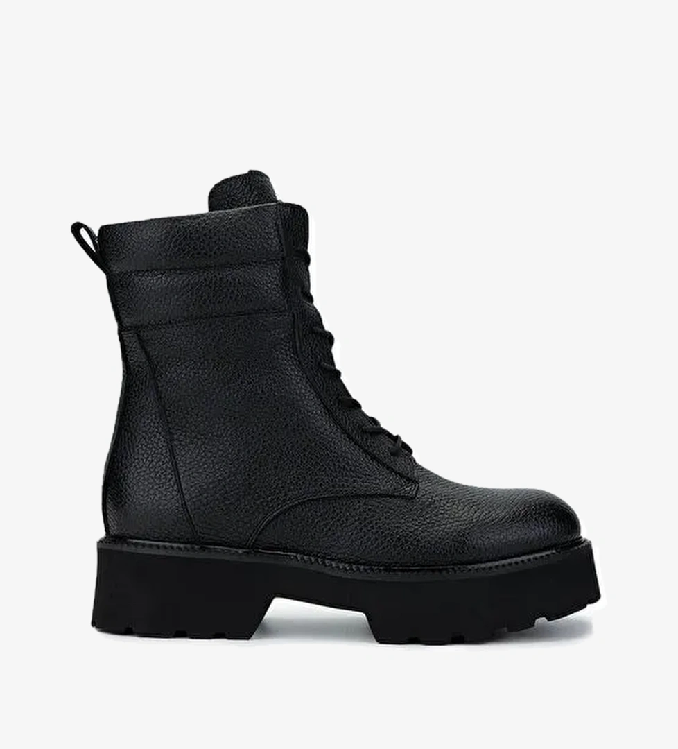 Tamer Tanca Kadın Hakiki Deri Siyah Floter Casual Bot - Görsel 1