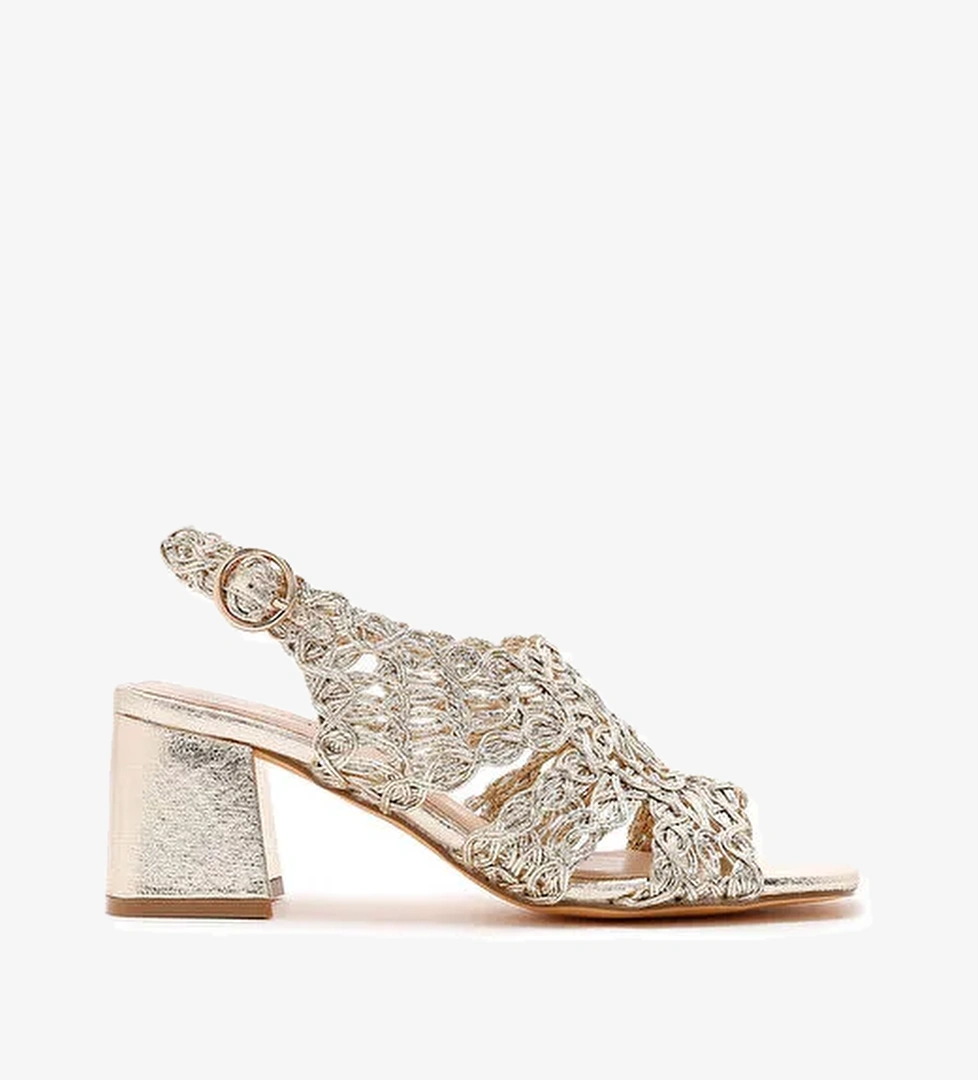 Kadın Altın Örgülü Metalik Kalın Kısa Topuklu Sandalet 25SFD440632 - Görsel 1