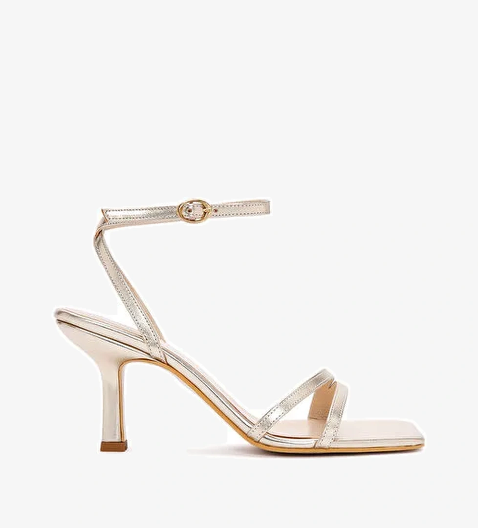 Kadın Altın Metalik Bilekten Bantlı İnce Topuklu Sandalet 25SFE390032 - Görsel 1