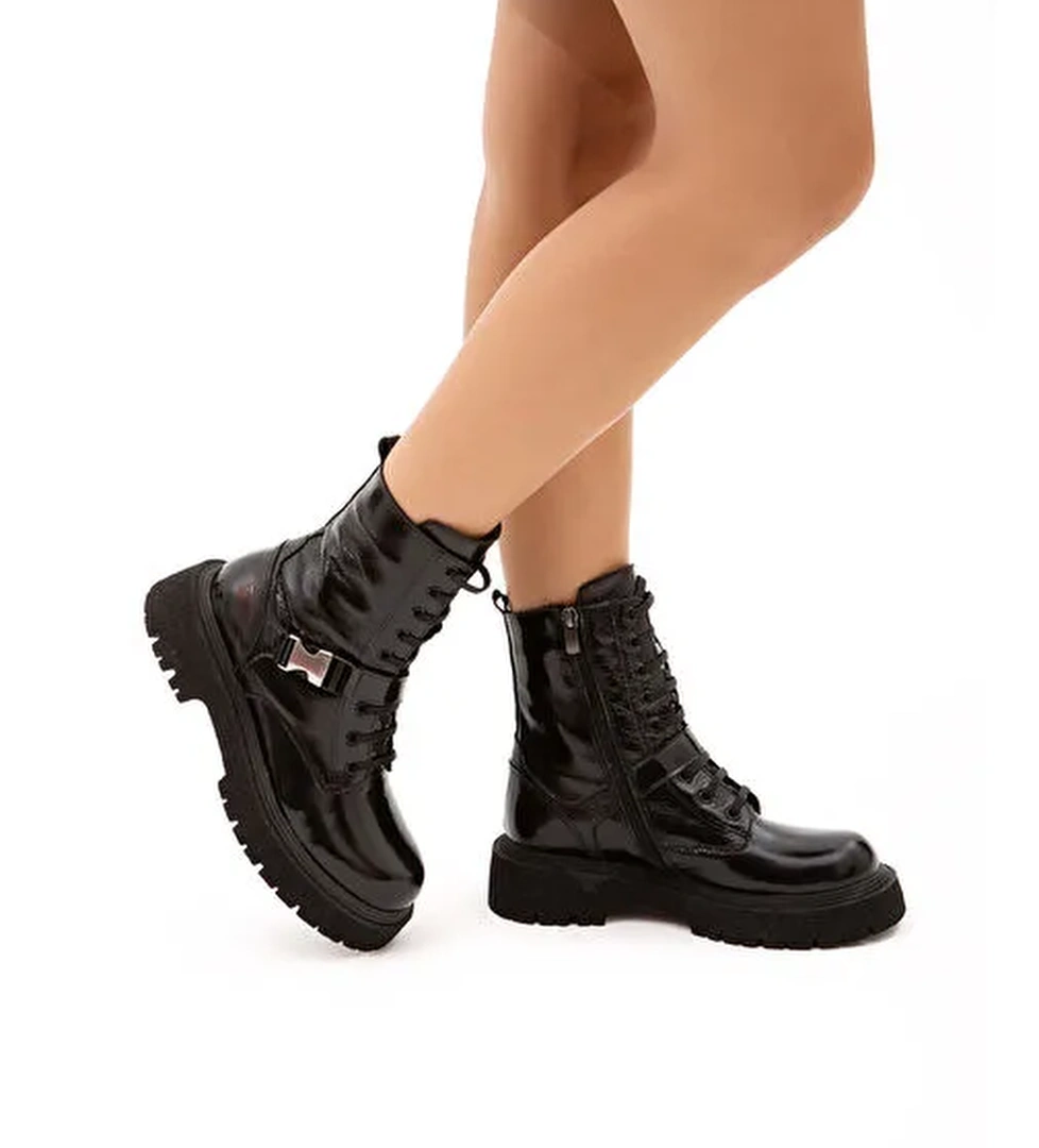 Tamer Tanca Kadın Hakiki Deri Siyah Rugan POSTAL Bot - Görsel 1