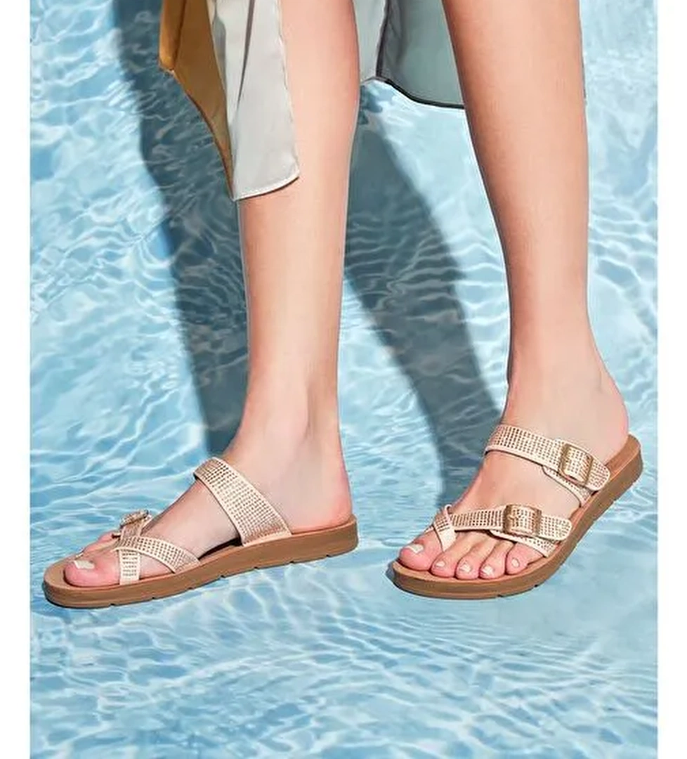 Derimod Derimod Kadın Pembe Çift Tokalı Taşlı Terlik 25SFE460114 Sandalet & Terlik | Boyner Pembe - 1. görsel