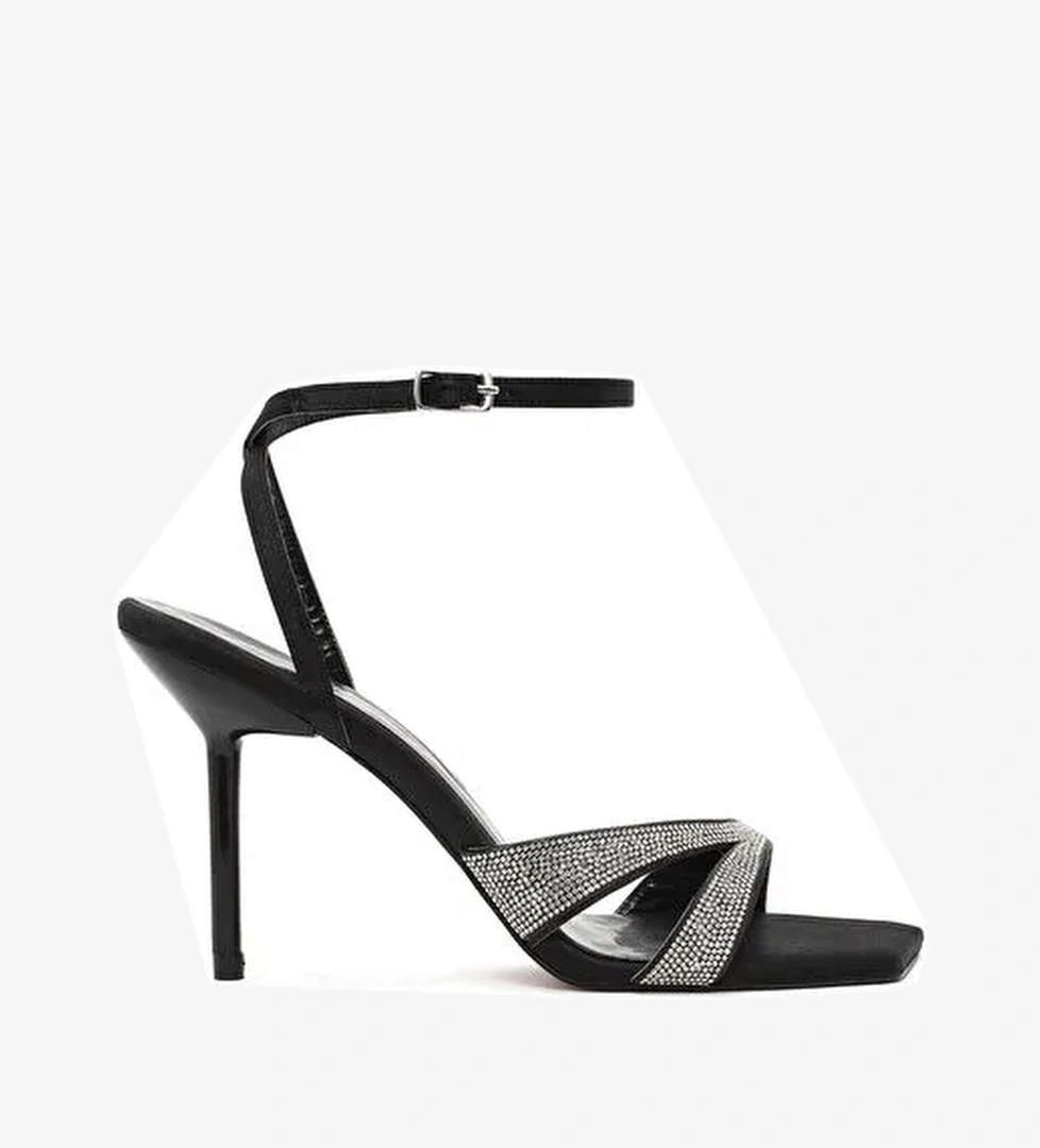 Kadın Siyah Bilekten Tokalı Taşlı Yüksek İnce Topuklu Sandalet 25SFE3916TS - Görsel 1