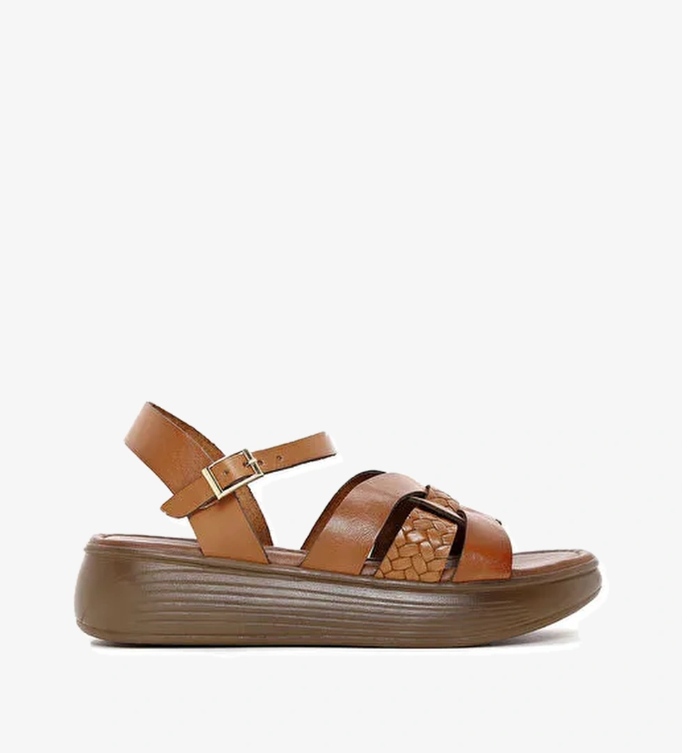 Kadın Taba Kalın Tabanlı Örgü Detaylı Deri Sandalet 25SFD331818 - Görsel 1