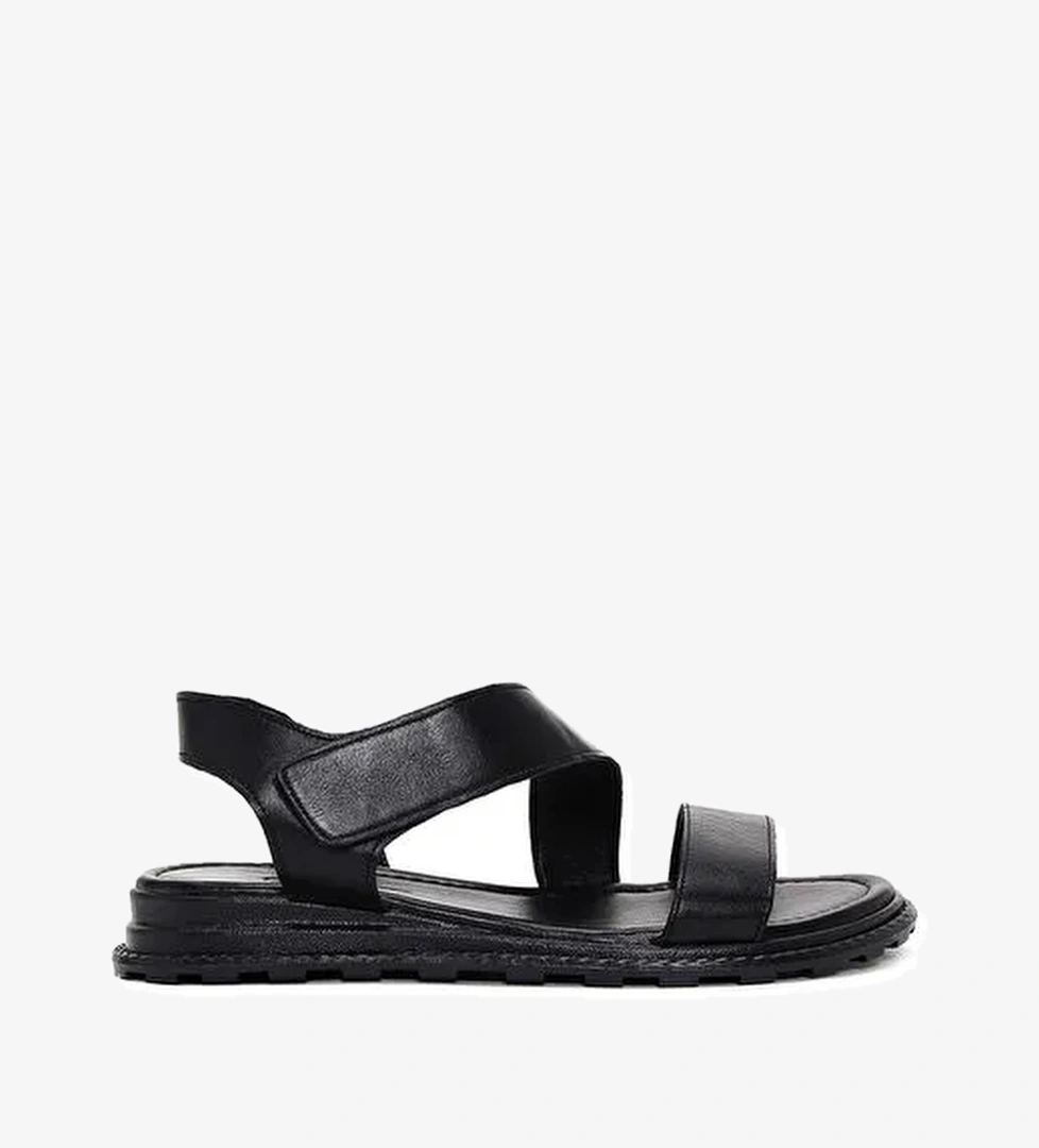 Kadın Siyah Bilekten Bantlı Deri Sandalet 25SFD350118 - Görsel 1