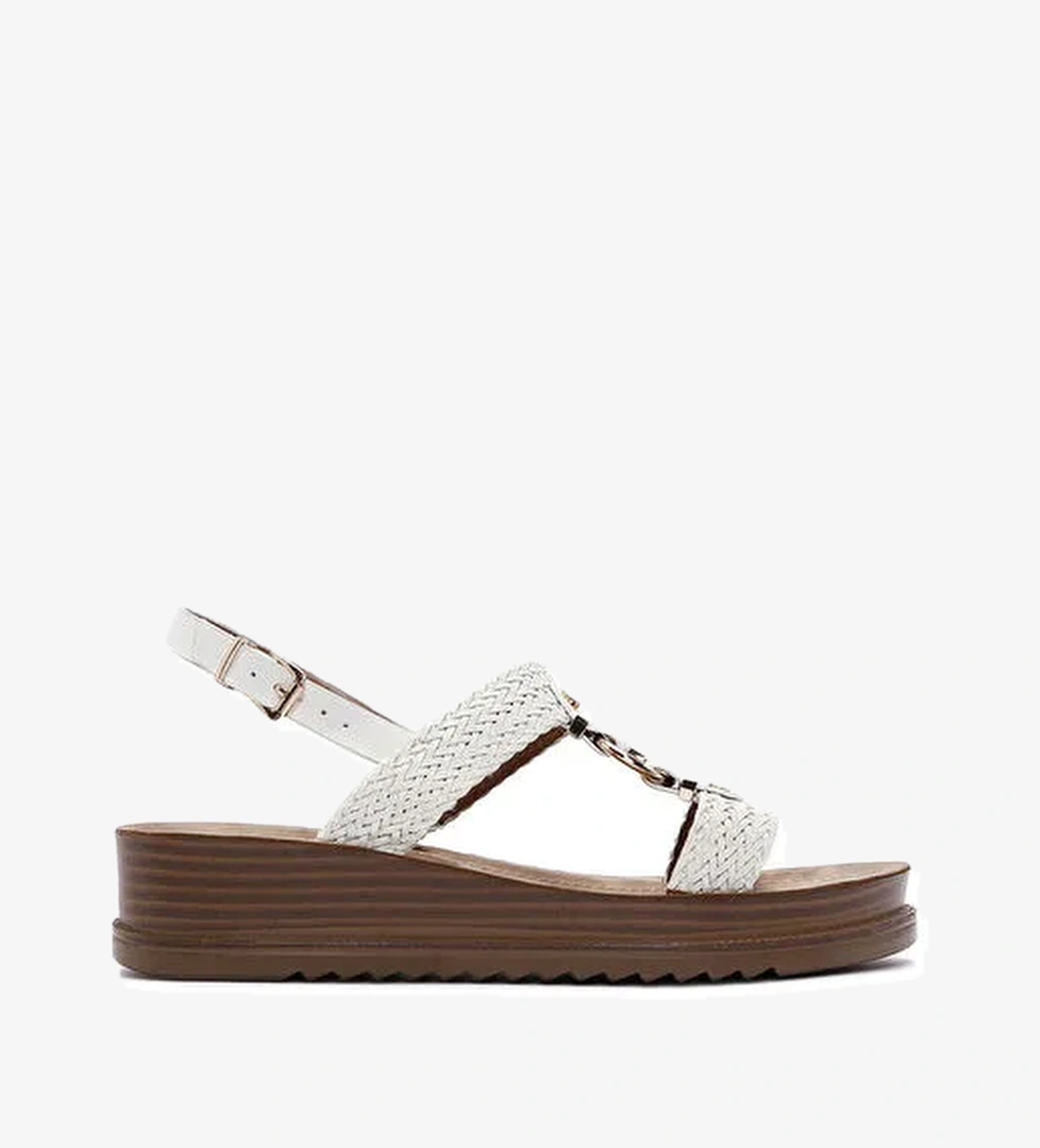Kadın Beyaz Bilekten Bantlı Kalın Tabanlı Örgülü Sandalet 25SFE467014 - Görsel 1