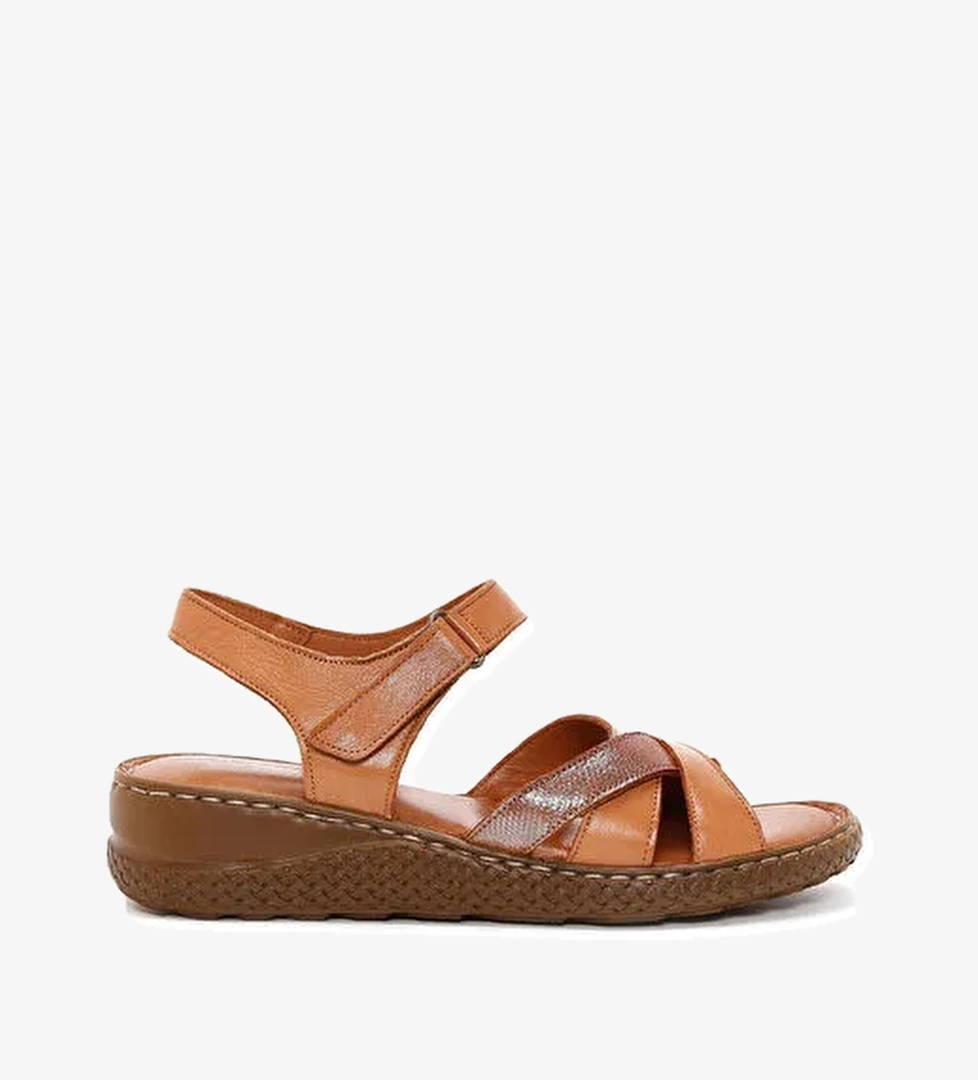 Kadın Taba Bilekten Bantlı Deri Comfort Sandalet 25SFD320618 - Görsel 1