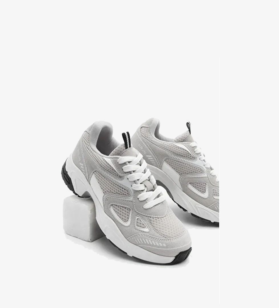 Kadın Sneaker Kalın Taban Bağcıklı File Detaylı Spor Ayakkabı Sargen Gri - Görsel 1