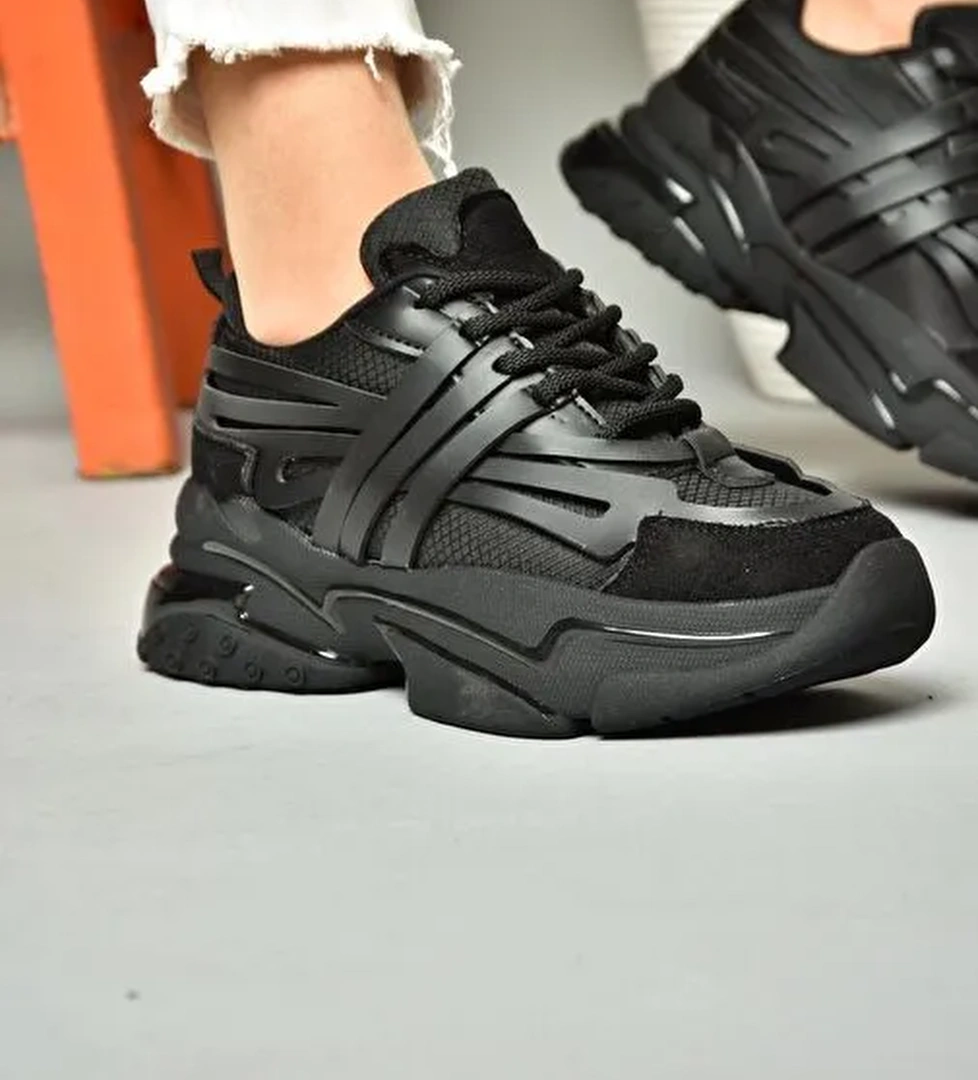 S973602404 Siyah Kumaş Kalın Tabanlı Spor Ayakkabı Sneakers - Görsel 1