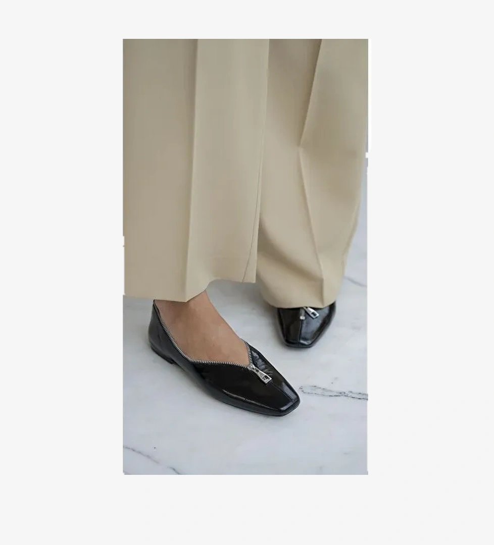 Andoni Siyah Rugan Hakiki Deri Babet - Görsel 1