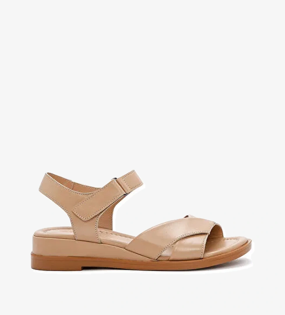 Kadın Bej Bantlı Deri Sandalet 25SFD362818 - Görsel 1