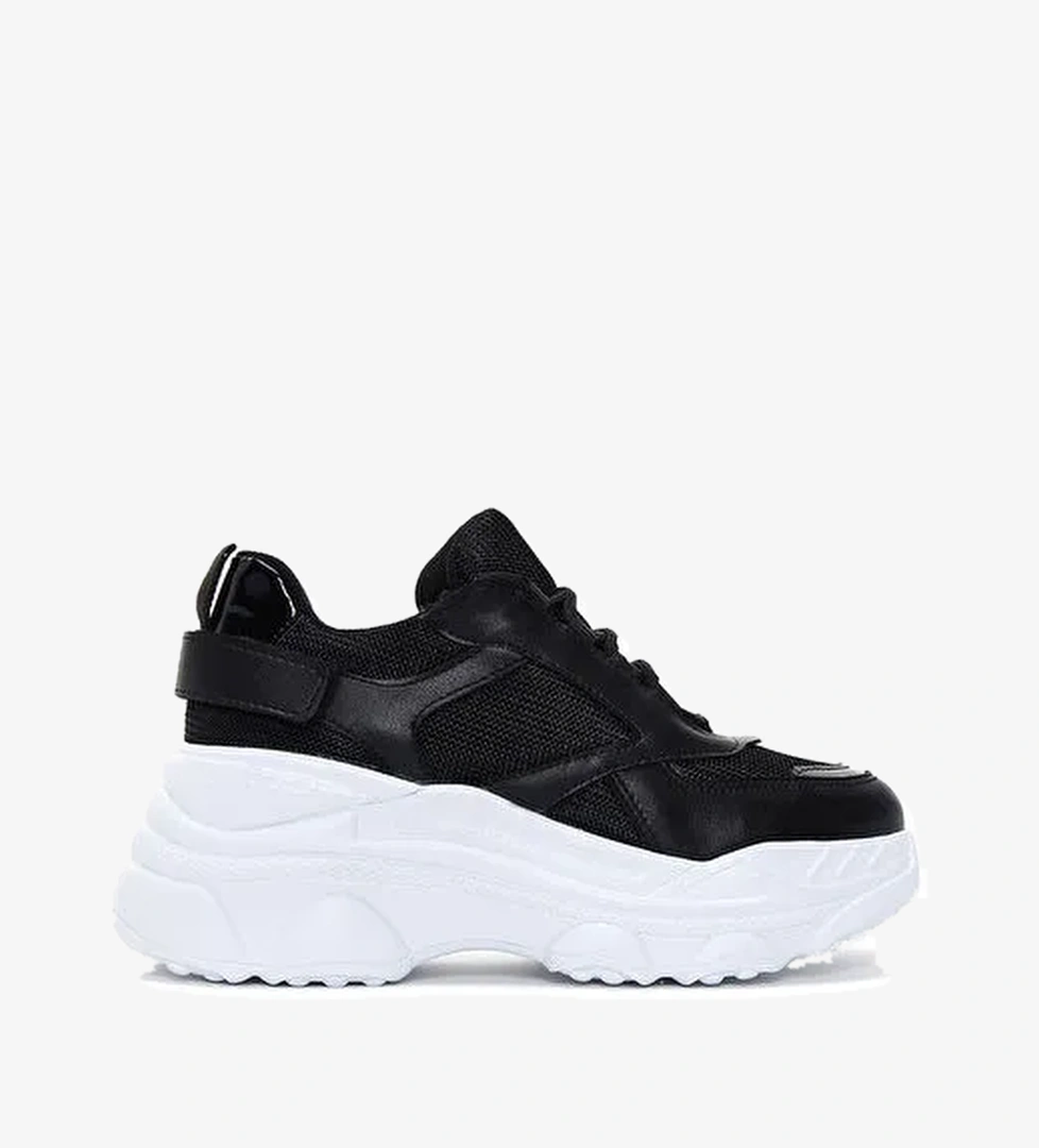 Kadın Siyah Kalın Tabanlı Sneaker 25SFE210114 - Görsel 1
