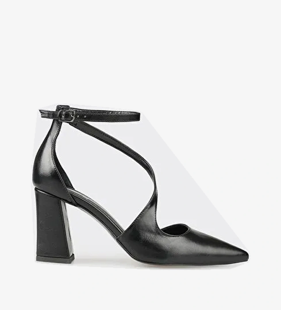 Siyah Kadın Topuklu Ayakkabı - Görsel 1