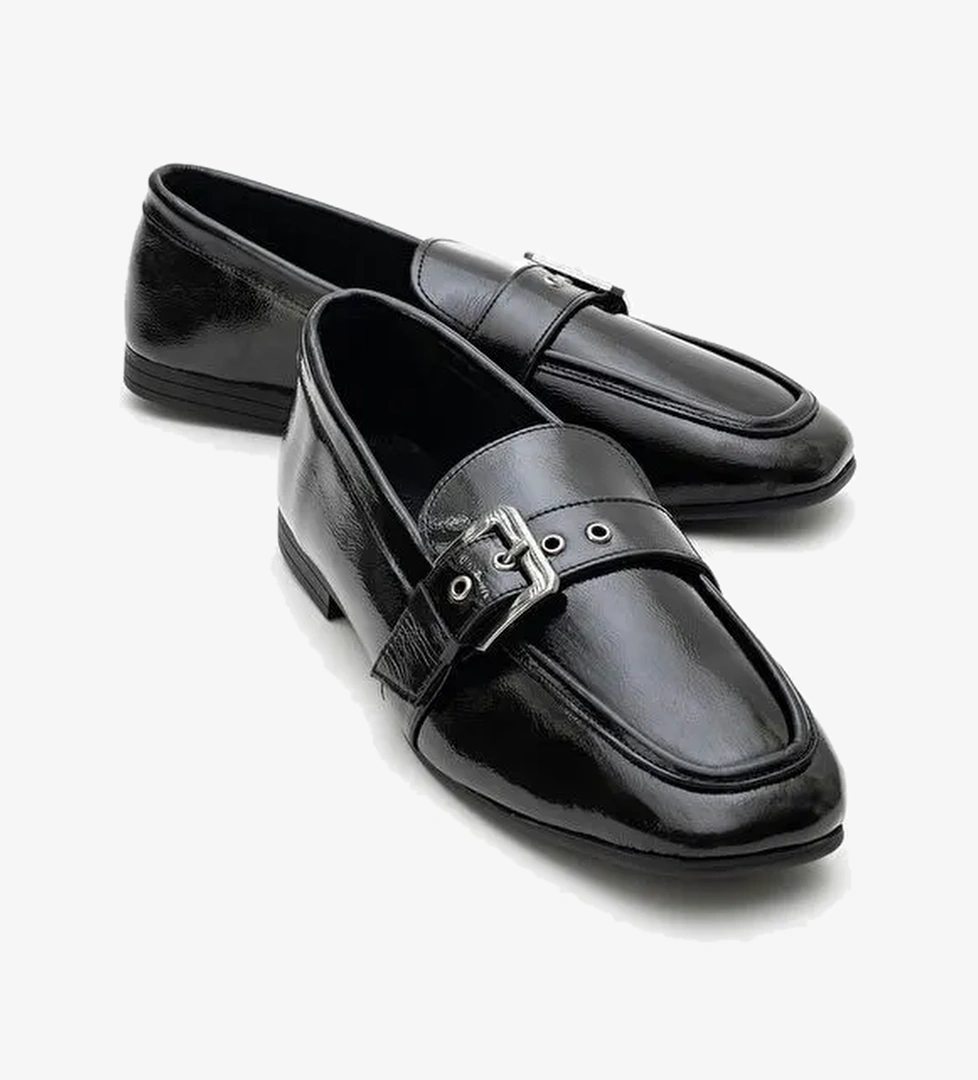 CLARION Siyah Rugan Hakiki Deri Kemerli Küt Burun Kadın Loafer Ayakkabı - Görsel 1