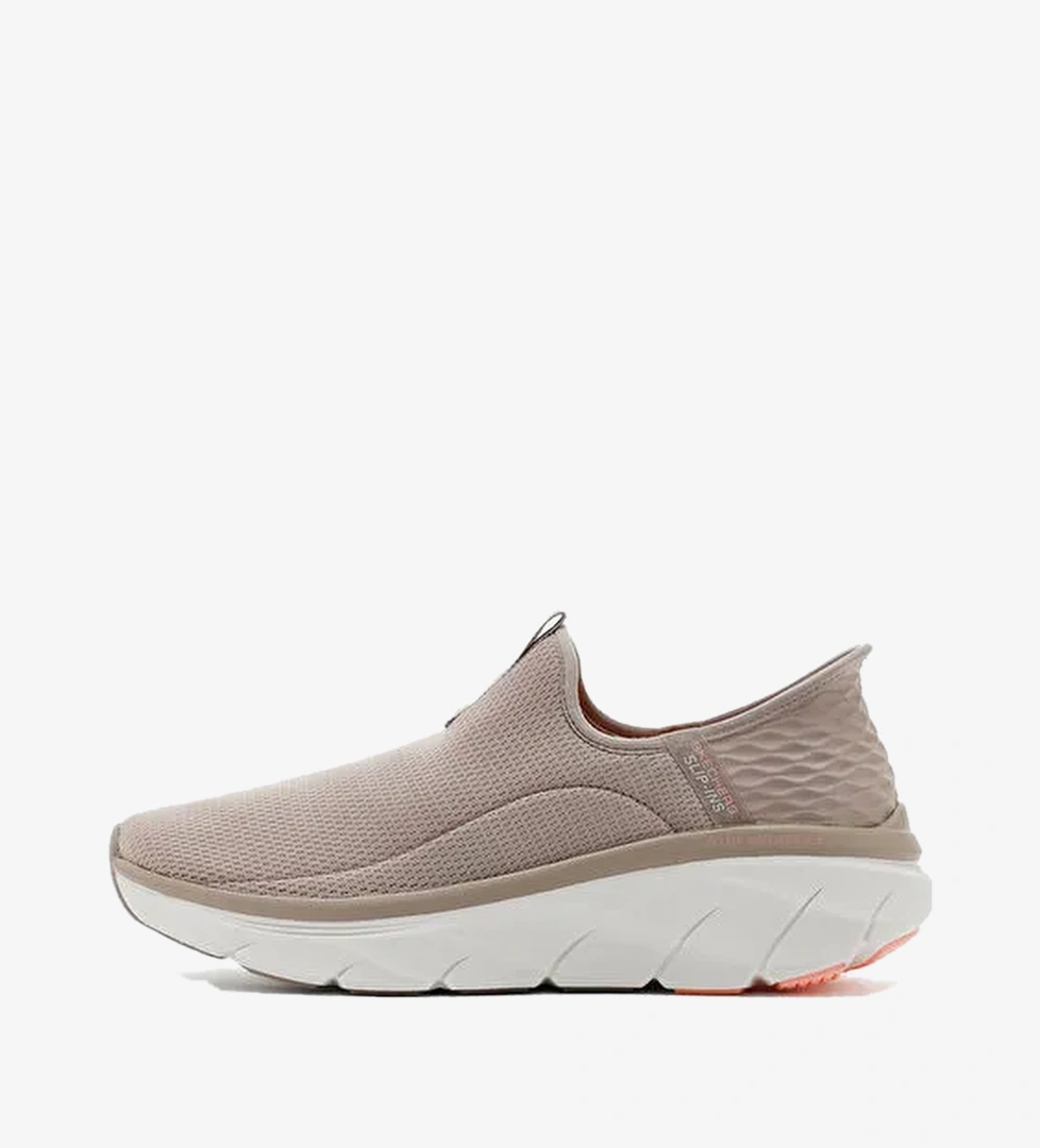 Skechers 150099 TPCL D'LUX WALKER 2.0 Bej Kadın Lifestyle Ayakkabı