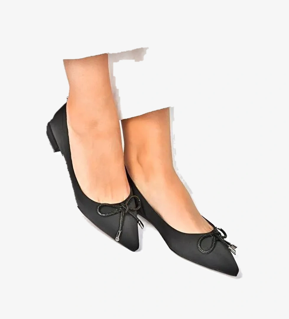 Siyah Saten Kumaş Alçak Topuklu Kadın Ayakkabı P820121204 - Görsel 1