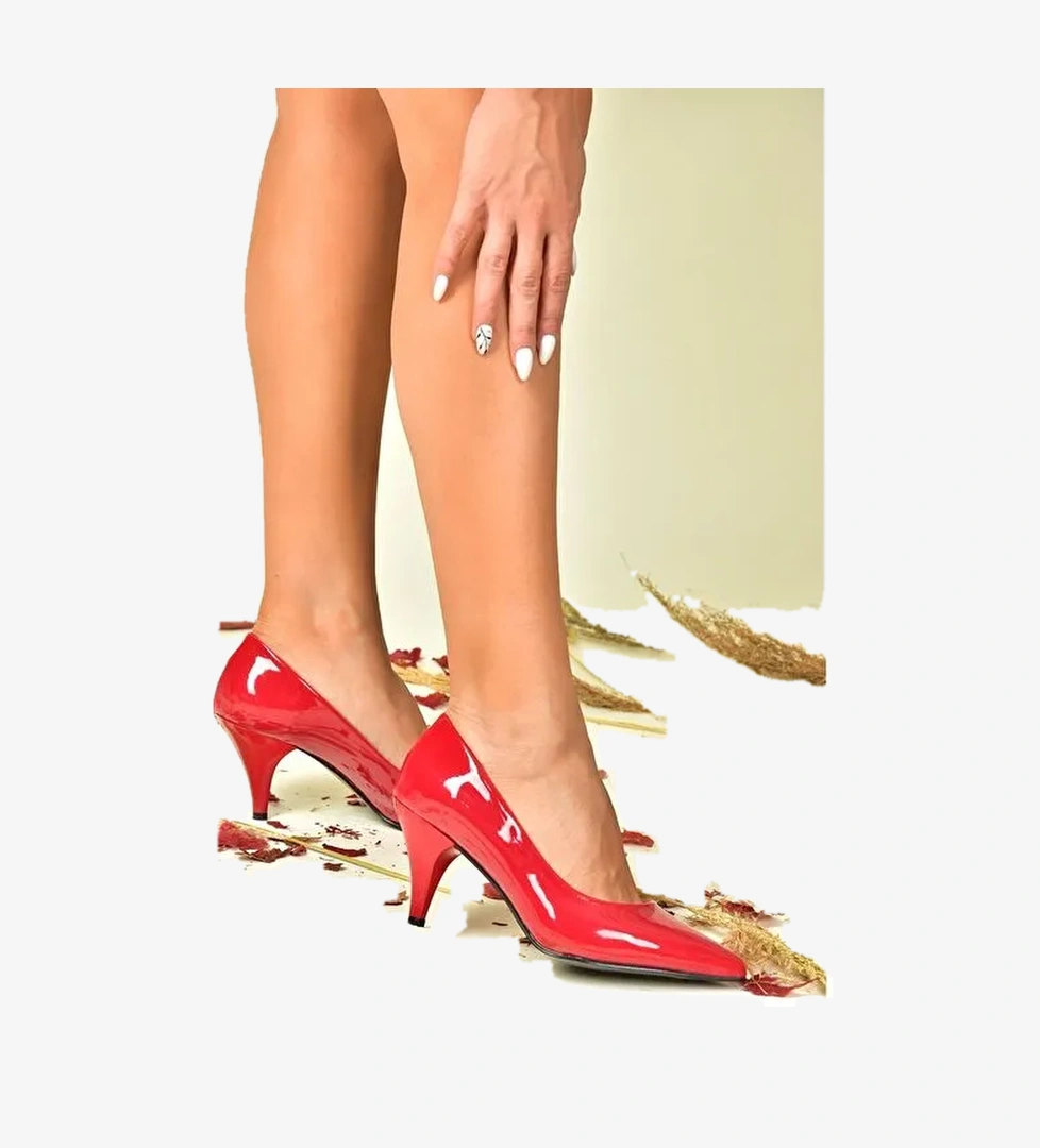Kırmızı Rugan Alçak Topuklu Günlük Kadın Topuklu Ayakkabı A922151108 - Görsel 1