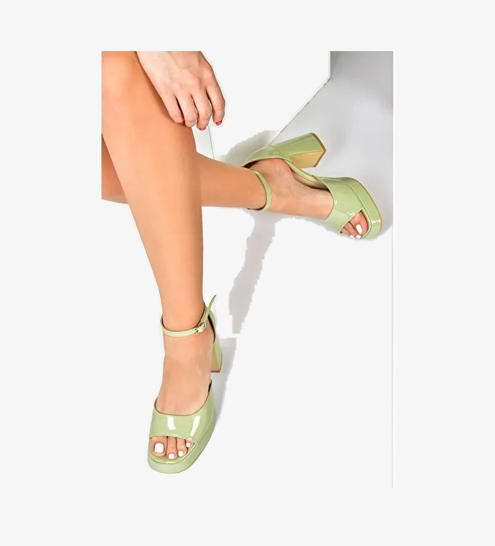 Yeşil Rugan Kalın Platform Topuklu Kadın Ayakkabı K404100208 - Görsel 1