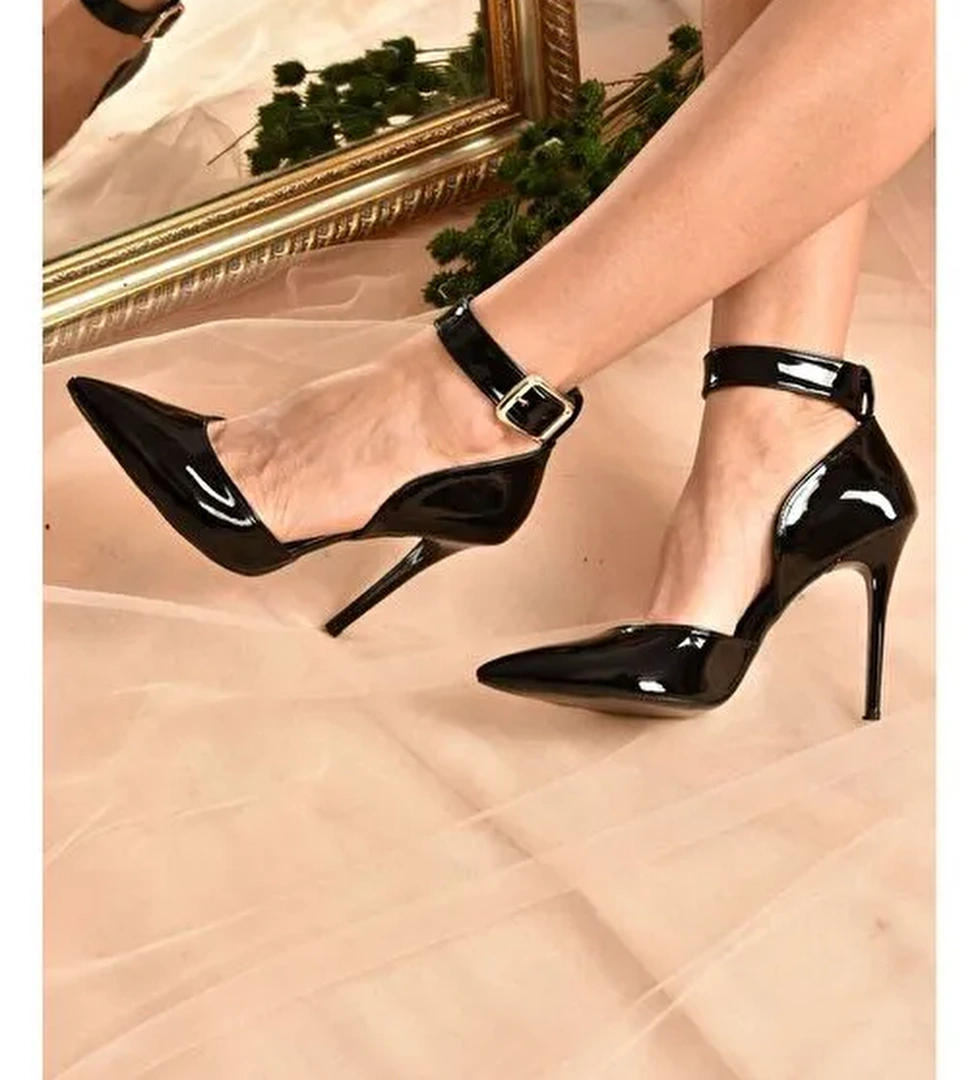 Siyah Rugan Kadın Topuklu Ayakkabı K654073308 - Görsel 1