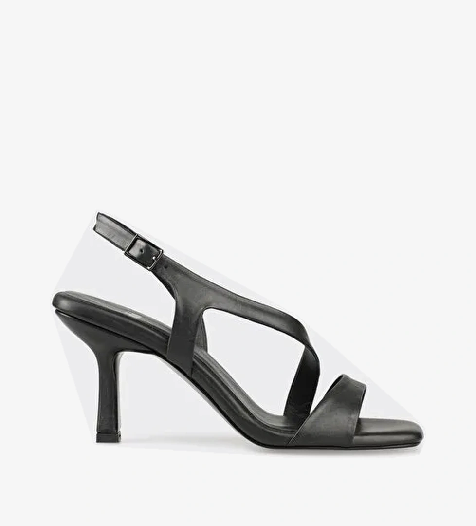 Siyah Deri Kadın Sandalet - Görsel 1